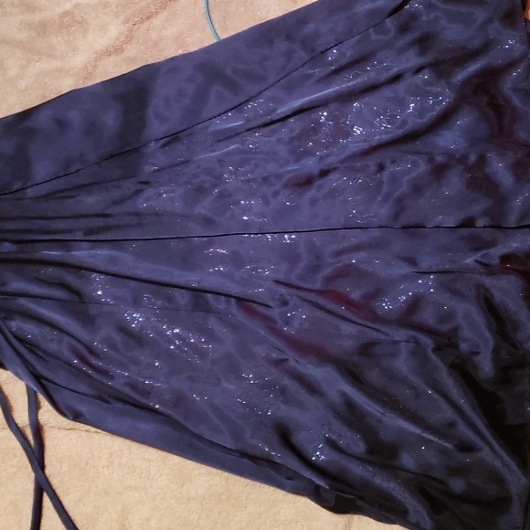 Dark Blue Dress with Sparkling Rose Outlines - Picture 3 of 11